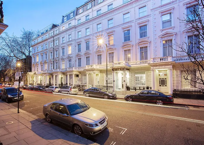 Bright Modern Flat Close To Queensway Londra